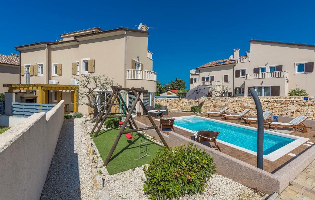 Villa Chiara holiday home Premantura Esterno foto